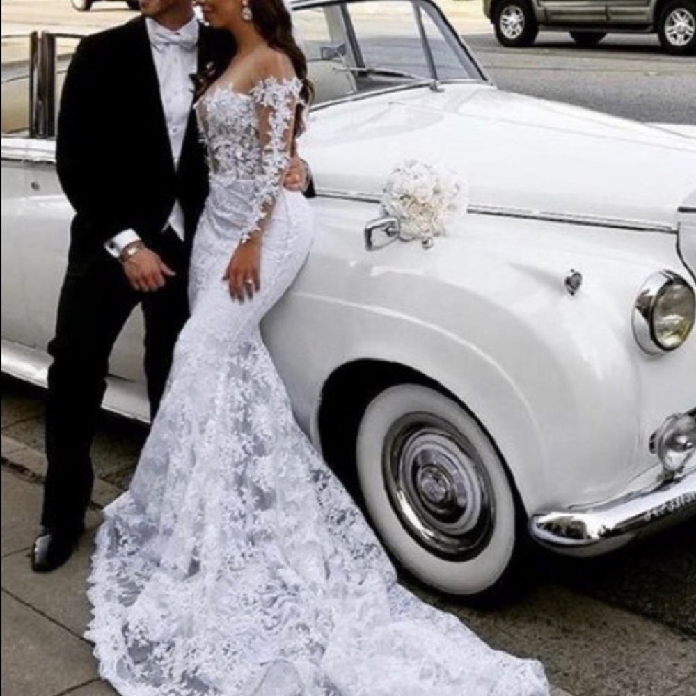 Wedding dress